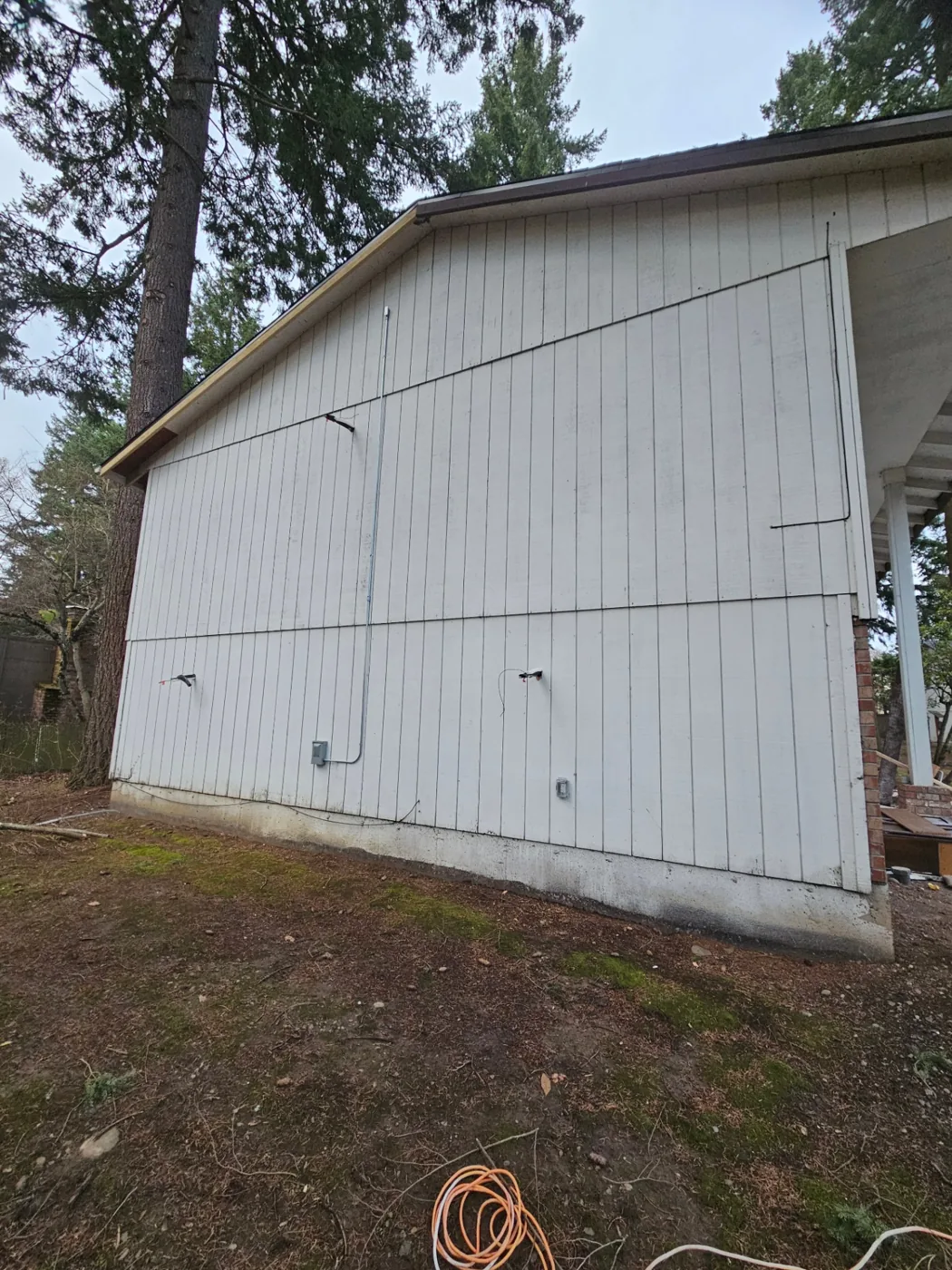 Exterior home wall before ductless heat pump line set cover installation in Vancouver, Washington